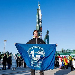 RTU MIREA Students’ Baikonur Expedition: ISS-Flown Flag Handover and Soyuz Launch Prep