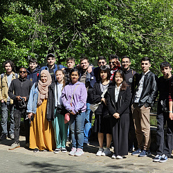 Foreign students of the Institute of International Education visited the Moscow Zoo
