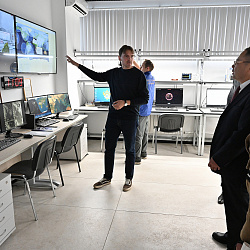 Wuhan Polytechnic Delegation Visits RTU MIREA