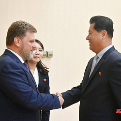 Russian Student and Youth Delegation Departs for DPRK