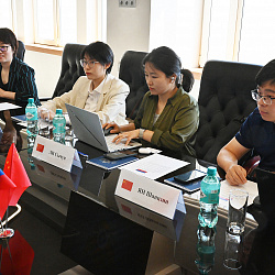 Representatives of Innovative Chinese Companies Visit RTU MIREA