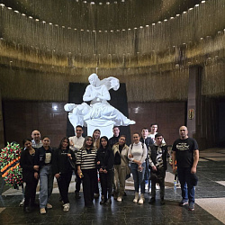 Foreign students of the Institute of International Education Honor the Memory of Great Patriotic War Heroes