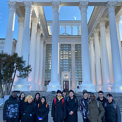 Students of the pre-university training department for foreign nationals visited the VDNKh pavilions