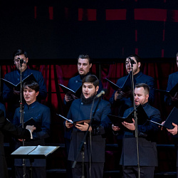 The Sretensky Monastery choir performs at the University on the eve of National Unity Day