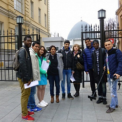 Students of International Education Institute visited Moscow Planetarium
